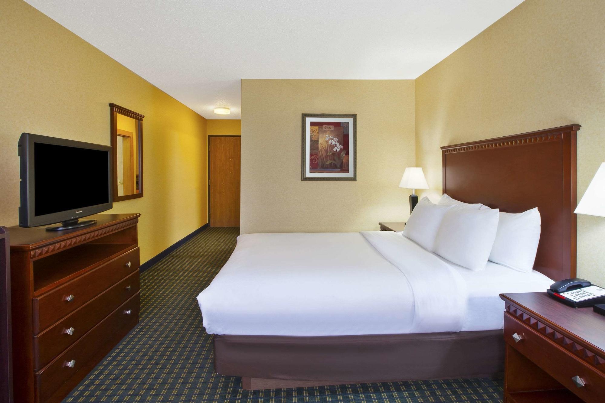 Quality Inn Marshall Near I-69 Kültér fotó
