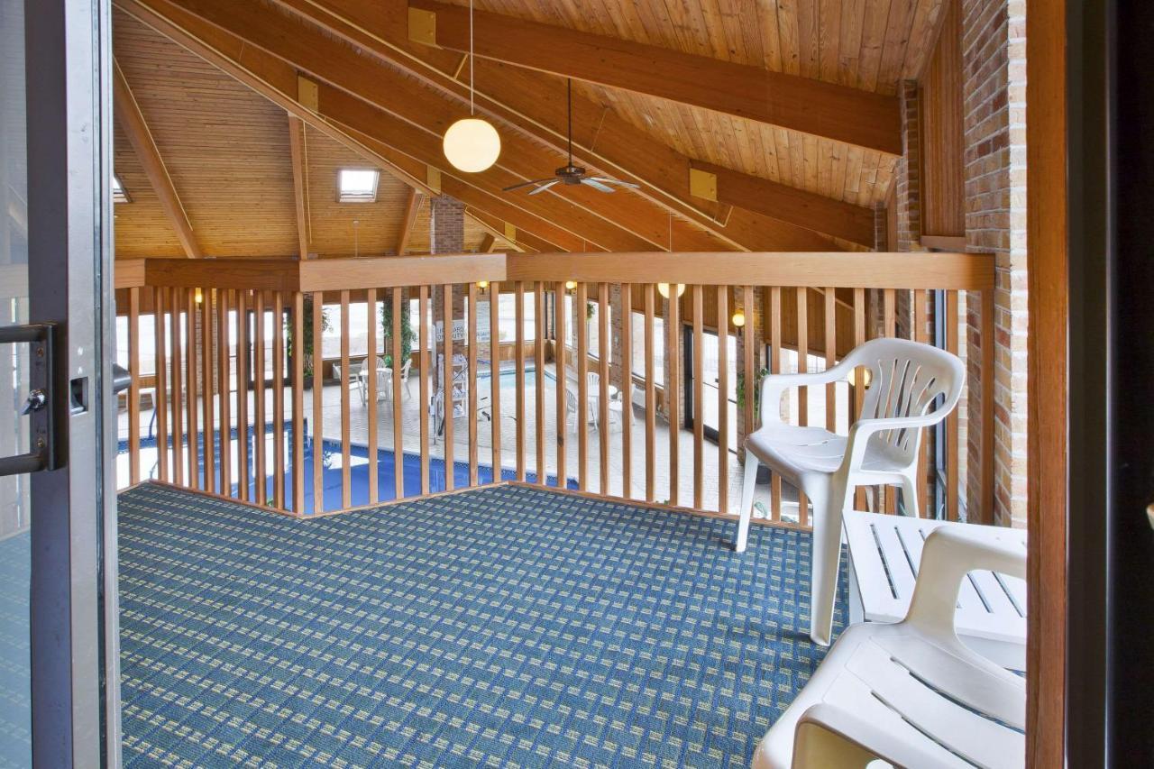 Quality Inn Marshall Near I-69 Kültér fotó
